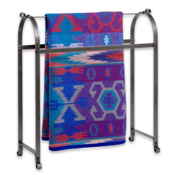 Quilt Rack Hammered Steel